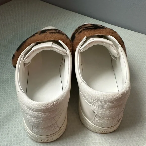 FENDI FF logo motif shearling fur panel leather sneakers, sz 8 - Picture 5 of 10